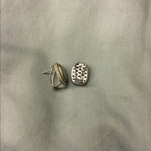 Earrings - Picture 2 of 3